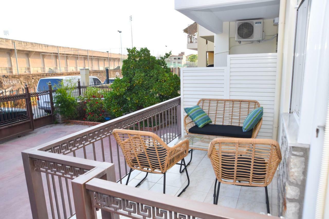 La Perla Apartment 2 Καλαμάτα Εξωτερικό φωτογραφία