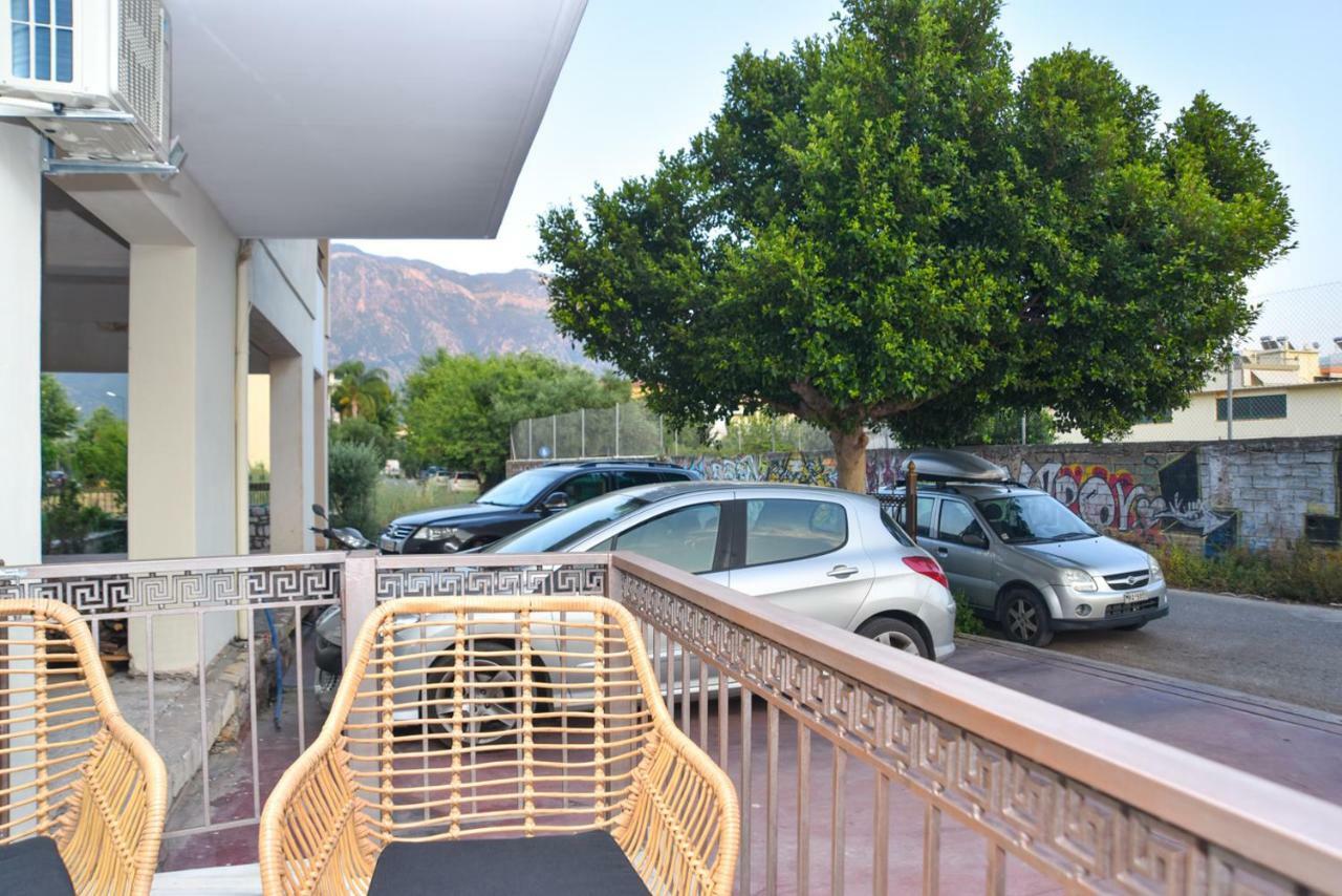 La Perla Apartment 2 Καλαμάτα Εξωτερικό φωτογραφία
